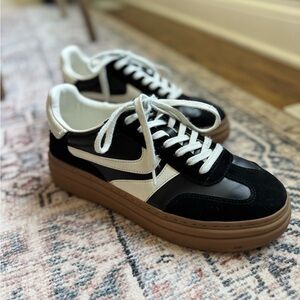 Steven Madden Dodge Black and White Women's Sneakers
